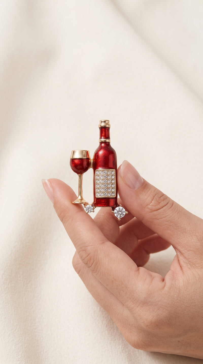 Broche Garrafa e Taça de Vinho com Pedrarias