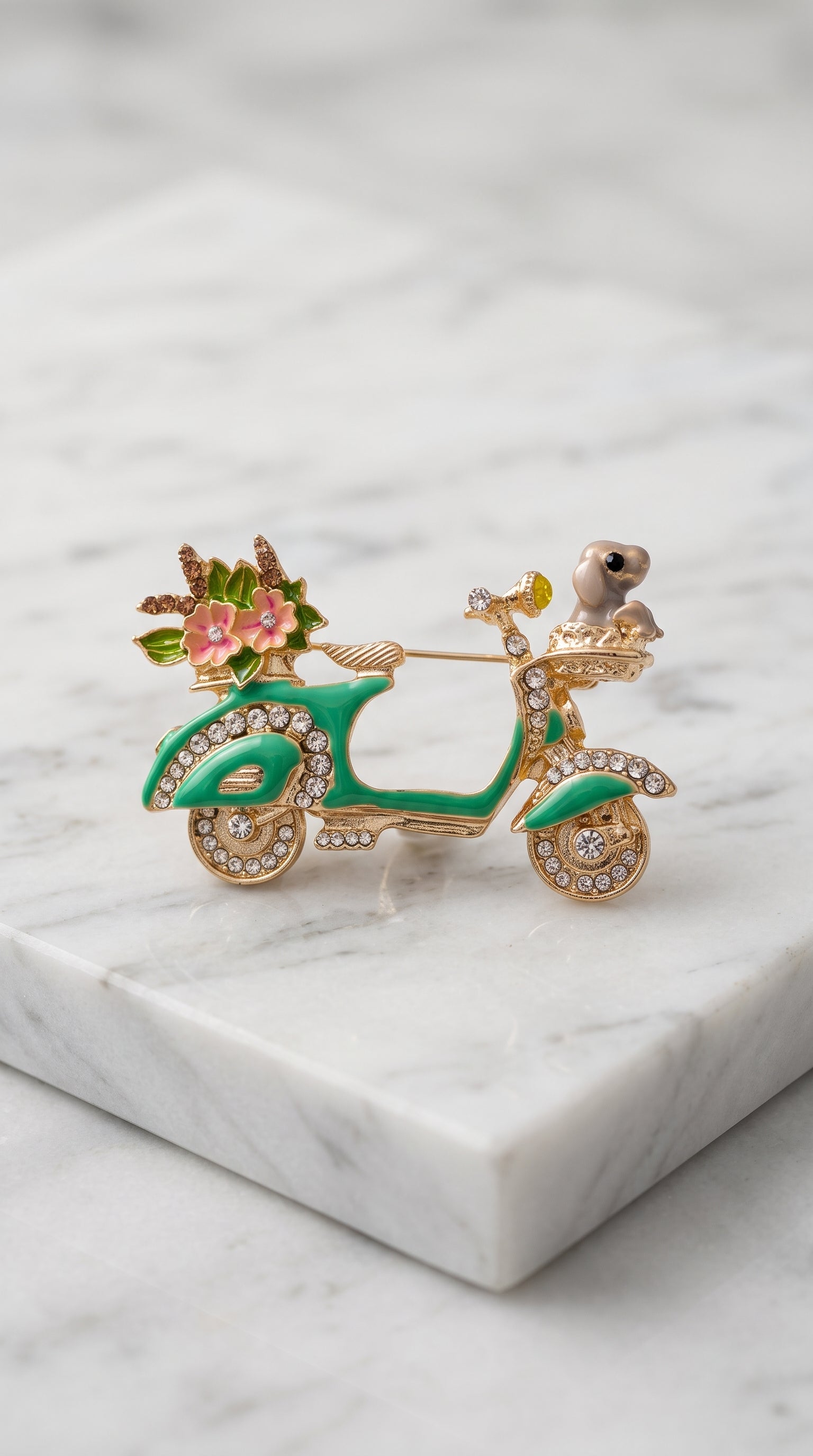 Broche Lambreta com Flores e Pedrarias