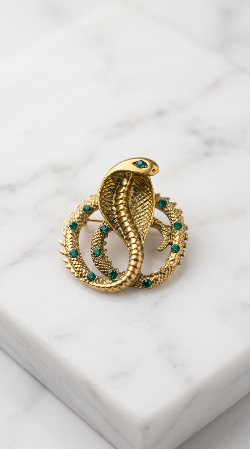 Broche Cobra com Pedrarias Verdes