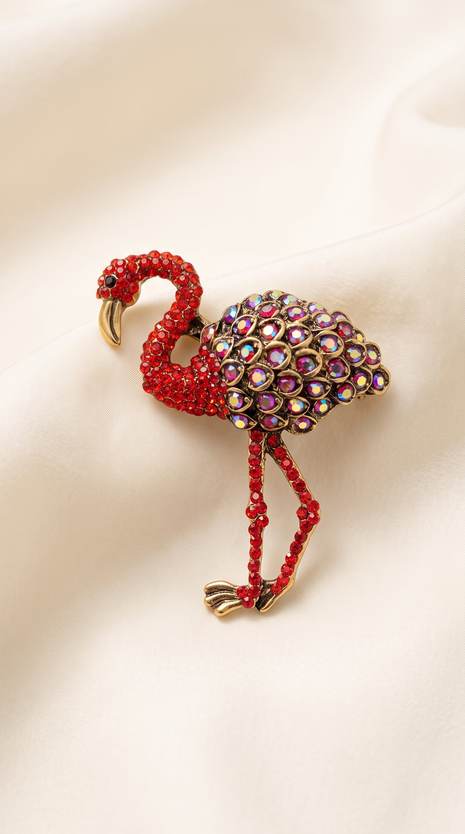 Broche Flamingo com Pedrarias