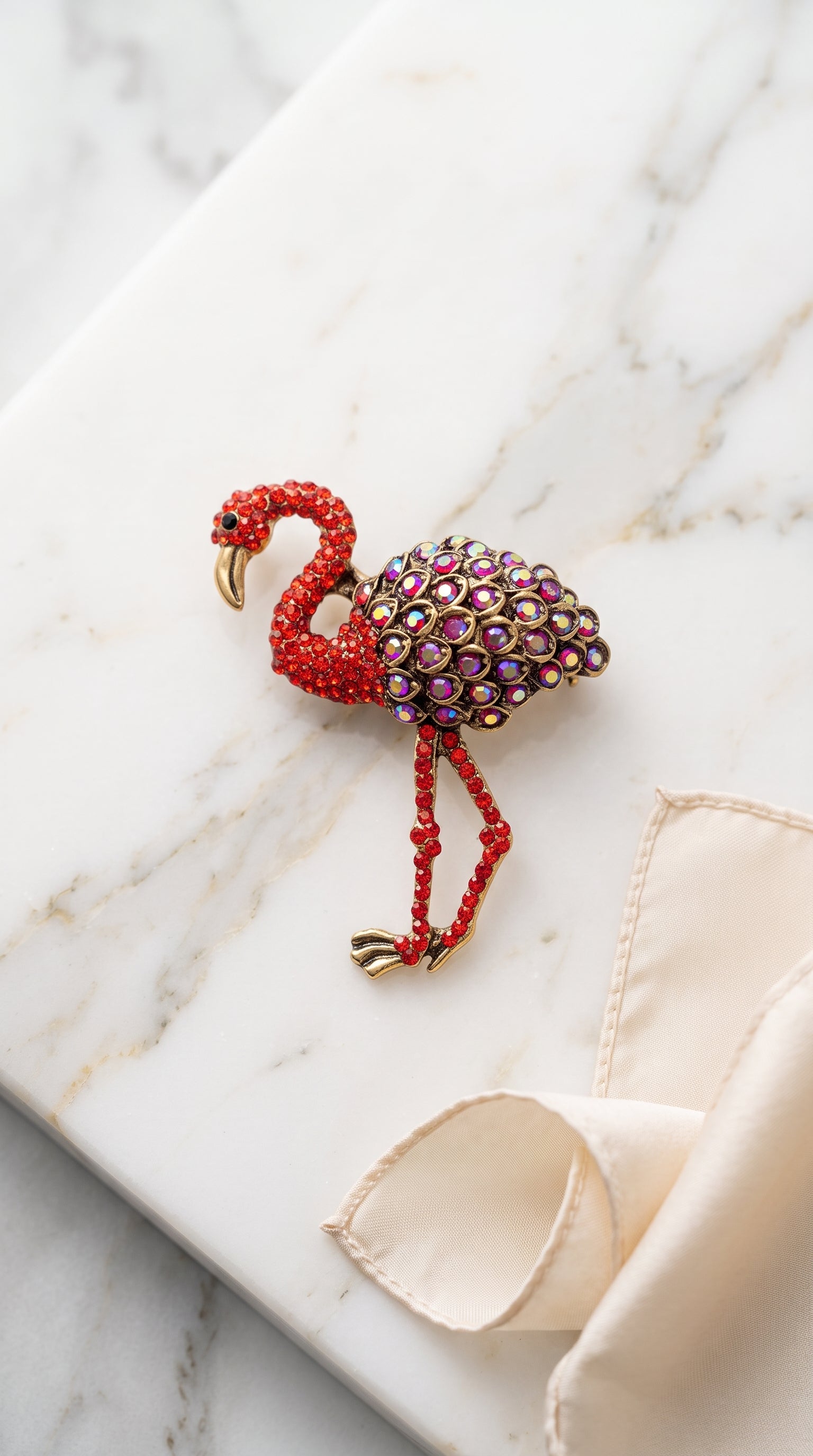 Broche Flamingo com Pedrarias
