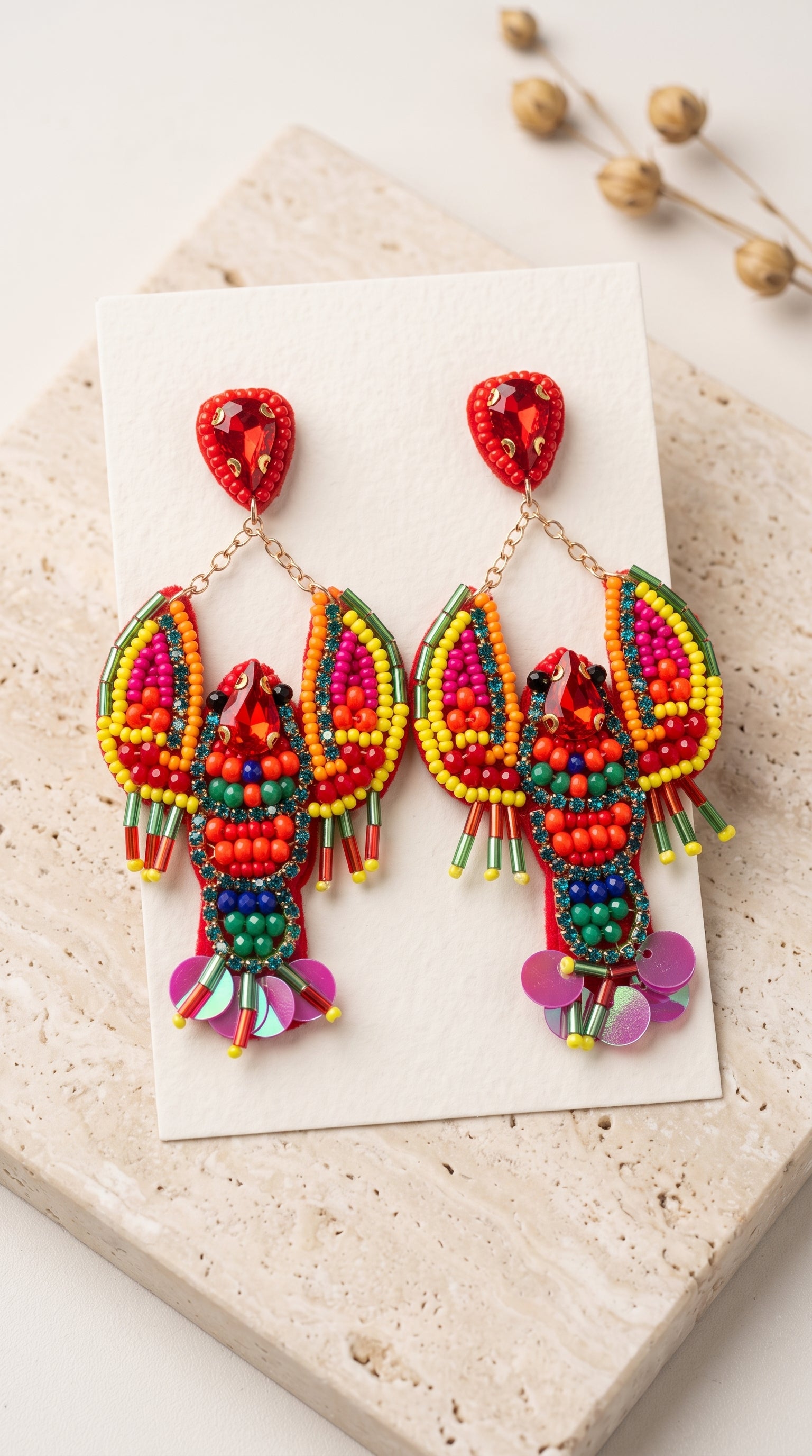 🦞 Maxi Brinco Miçanga Handmade Lagosta Tropical: O Destaque do Seu Verão!