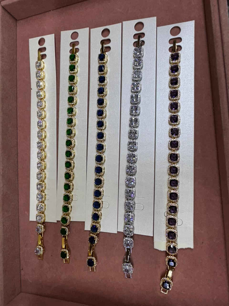Pulseira Riviera Luxo Cravejada com Zircônias Quadradas e Microborda