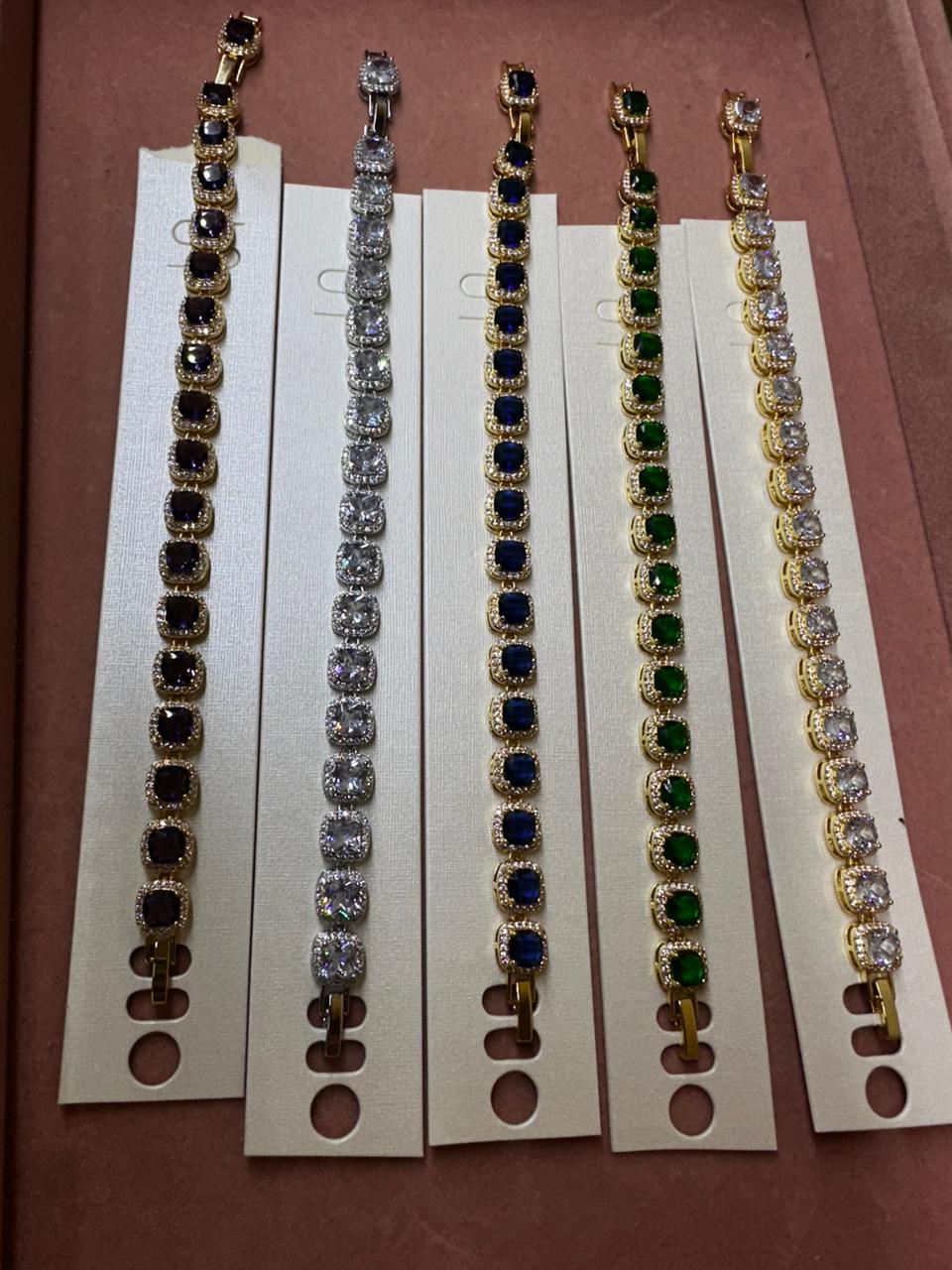 Pulseira Riviera Luxo Cravejada com Zircônias Quadradas e Microborda
