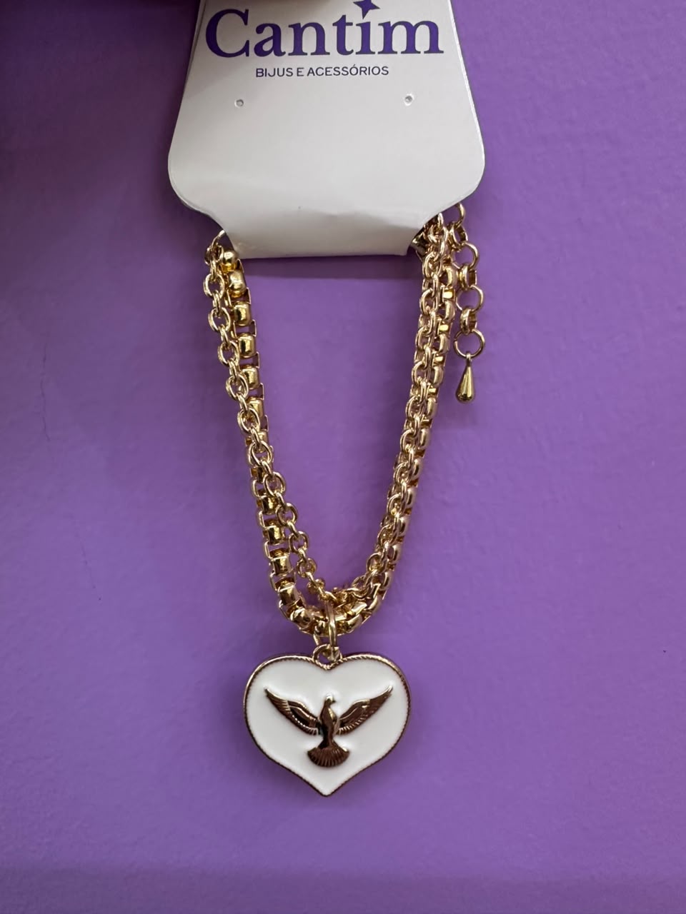 Pulseira Dupla com Pingente de Espírito Santo – Fé e Elegância em Cada Detalhe