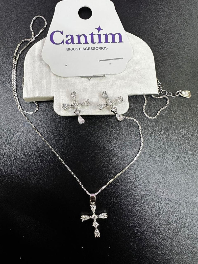Conjunto Colar e Brincos Cruz Cravejada em Zircônias Ródio Branco