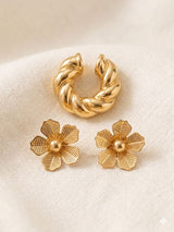 Conjunto Duo Flower: Brincos de Flor Texturizada + Piercing de Pressão Trançado