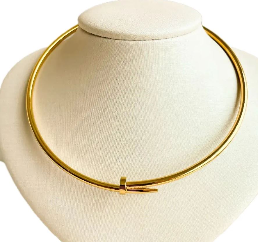 ✨ Choker Aro Prego – O Toque de Estilo que Falta no Seu Look! ✨
